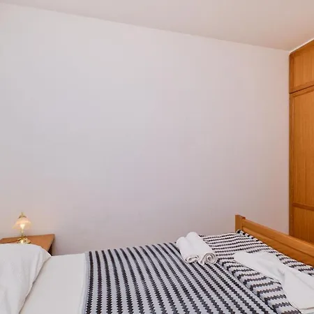 Milena 3 Opatija By Guide Apartament *