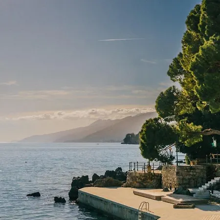 Milena 3 Opatija By Guide Apartament *