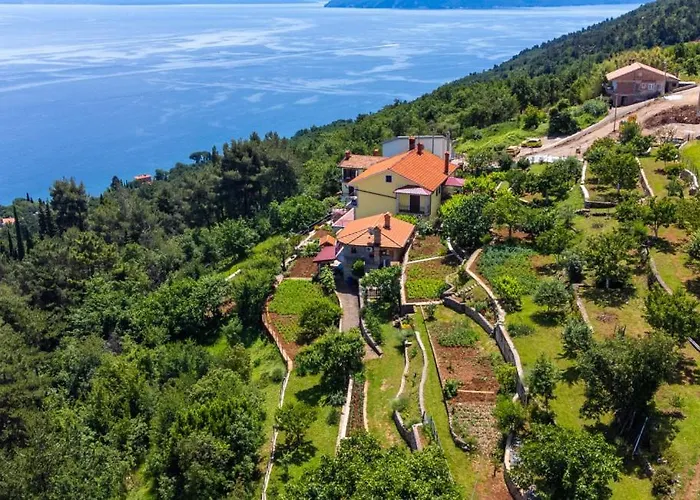 Apartament Milena 3 Opatija By Guide *