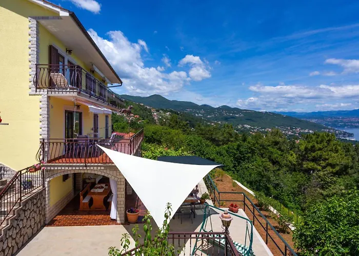 Milena 3 Opatija By Guide Apartament *