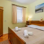 Apartman Milena 3 Opatija By Guide *