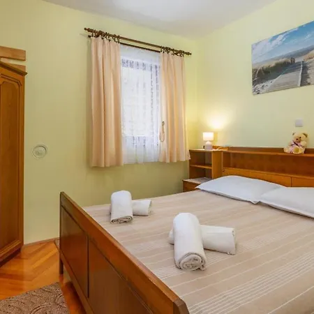 Apartment Milena 3 Opatija By Guide *