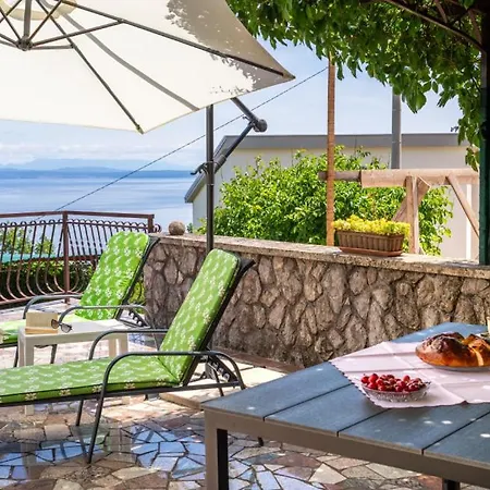 Milena 3 Opatija By Guide Apartment Lovran