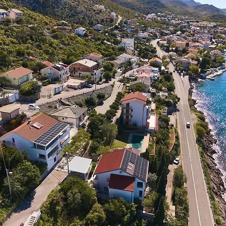Apartment Milena 3 Opatija By Guide Lovran
