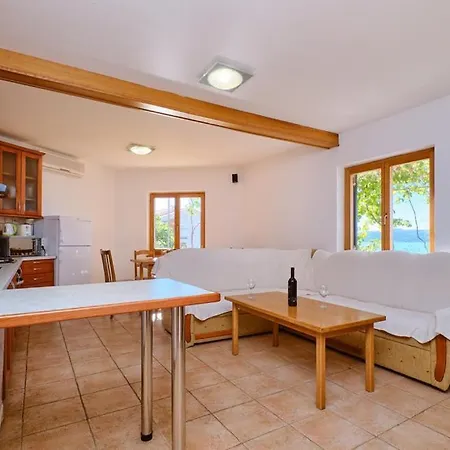 Apartment Milena 3 Opatija By Guide *